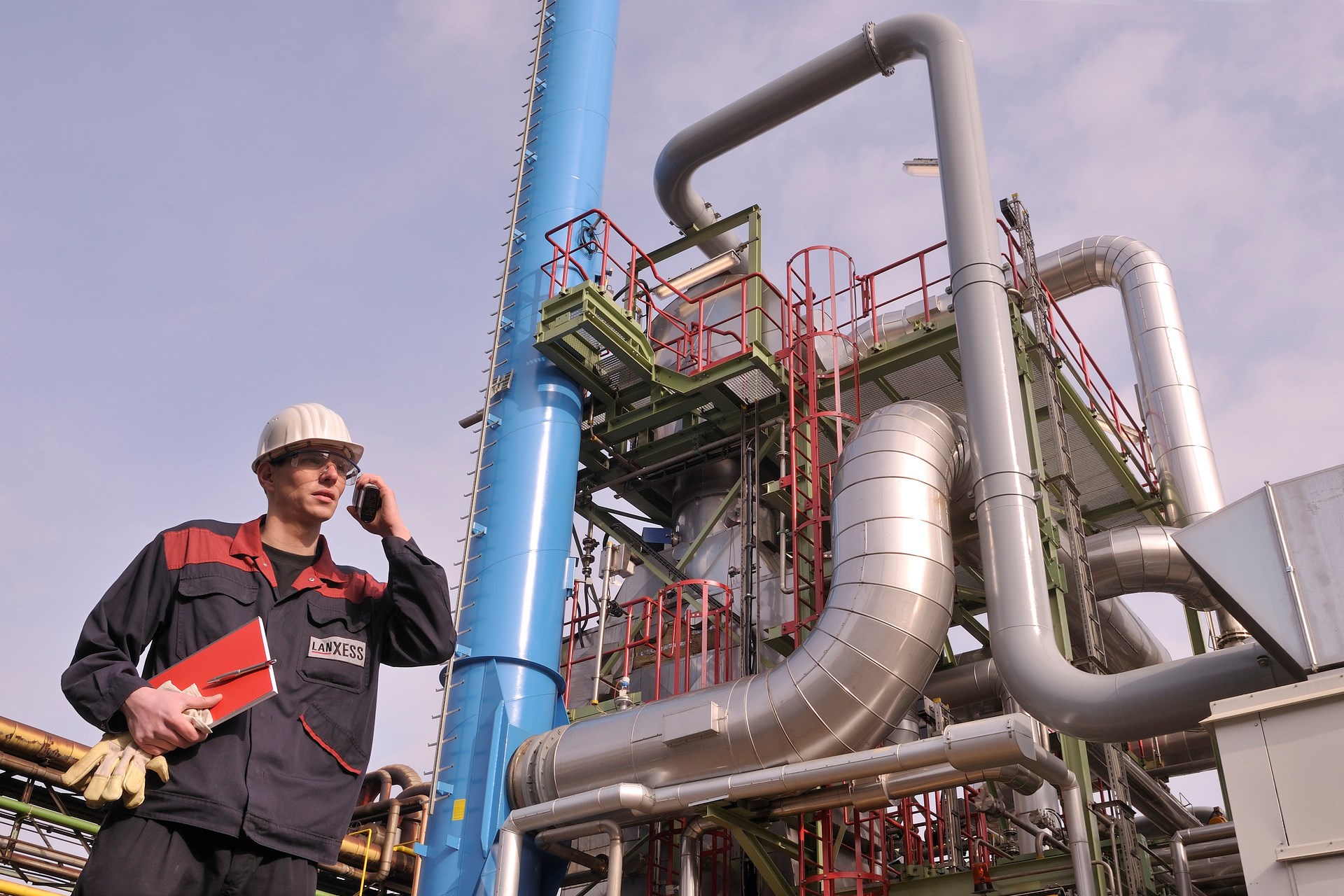 With its second nitrous oxide reduction plant at the Krefeld-Uerdingen site, LANXESS is the only manufacturer of adipic acid that can almost completely neutralize the climate gas emitted during production.