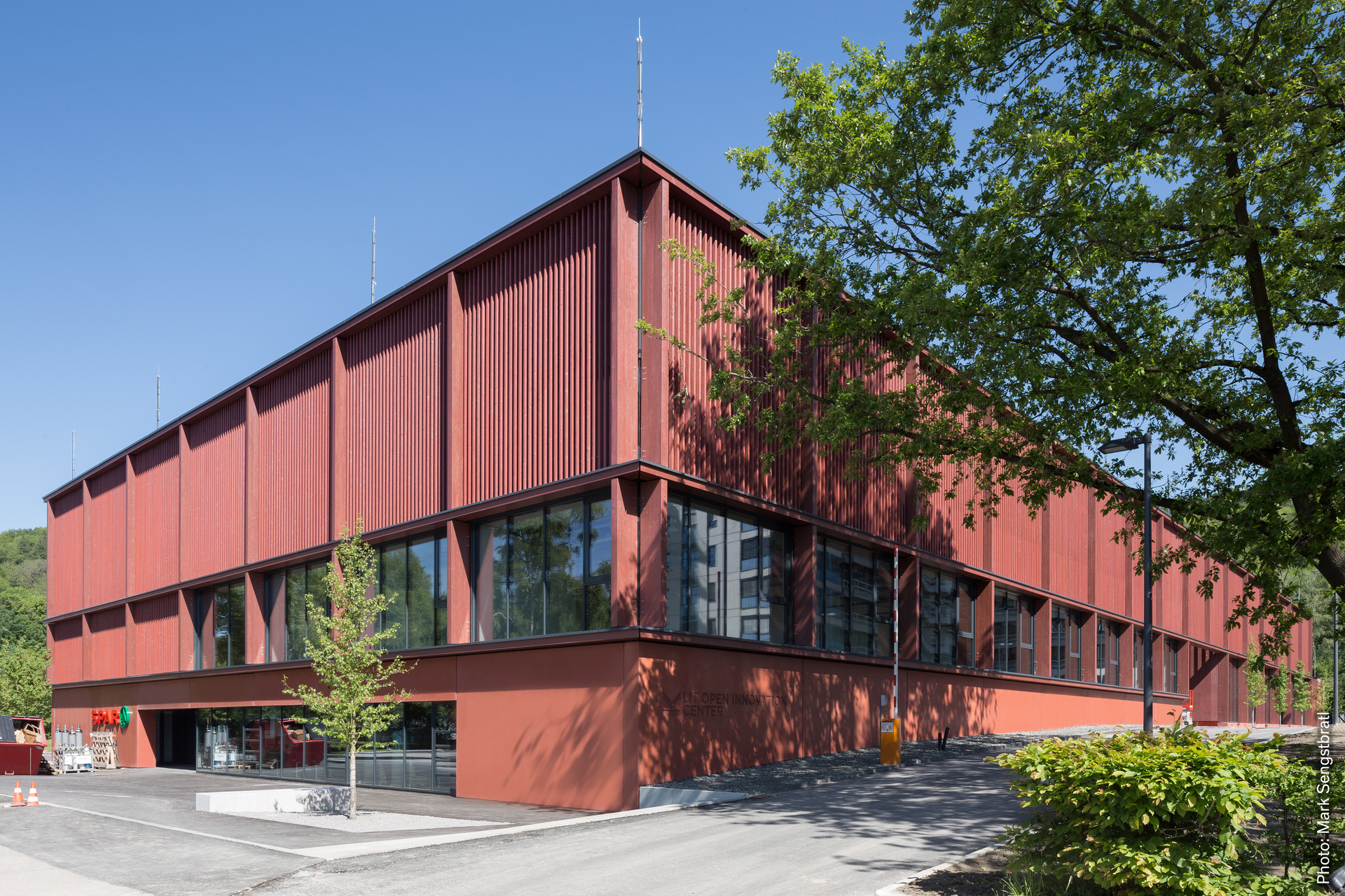 Keppler university building colored with red Bayferrox iron oxides pigments.