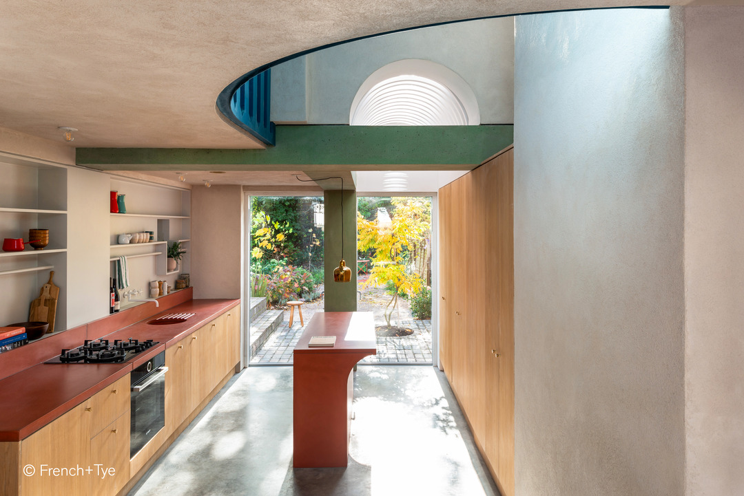 Image renovation townhouse London using colored concrete with Bayferrox and Colortherm pigments
