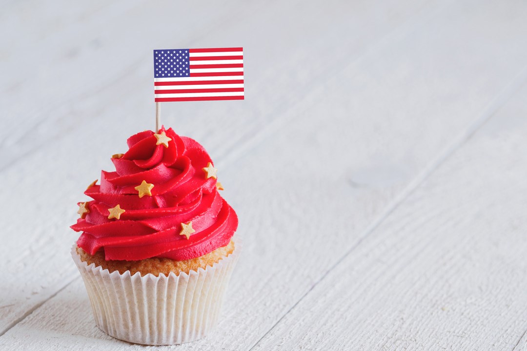 Cupcake with flag