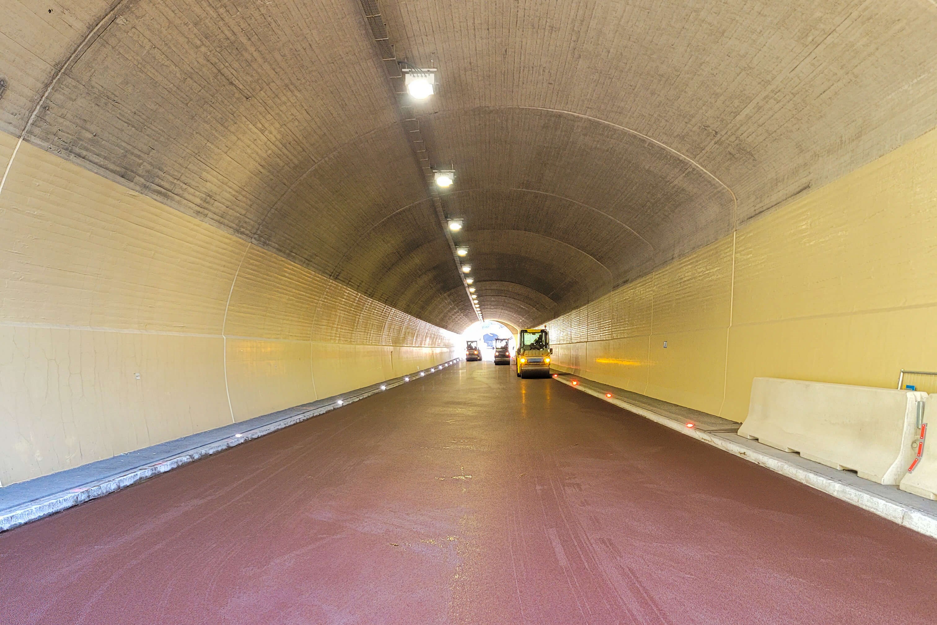 Bituminous application/ asphalt application coloured Austria Tunnel
