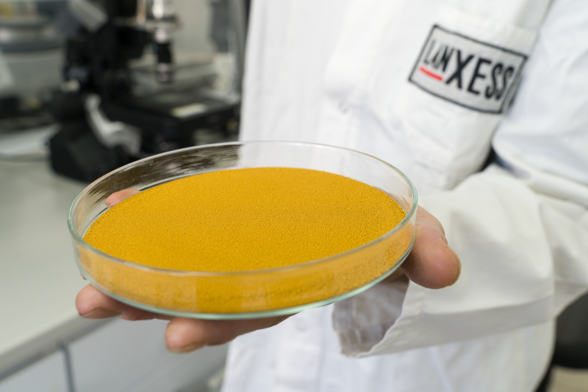 Qualitätskontrolle von gelben Eisenoxidpigmenten im Labor